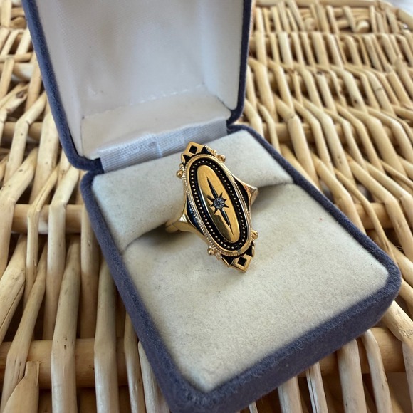 Avon Jewelry - VtgAVON Black Enamel Gold Tone Statement Ring Victorian Art Deco Style Sz 8-8.5?